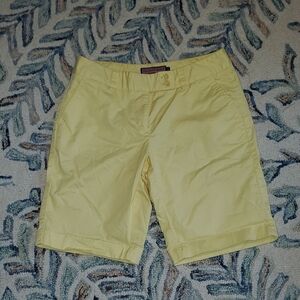 Vineyard Vines Light Yellow Women's Bermudas
